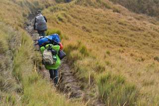 Gunung Singa: Menjelajahi Fosil Gunung Api Purba di Soreang Bandung, Waktu baca 2 menit