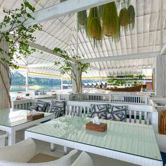 500 Rai Floating Resort