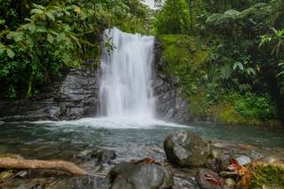 Air Terjun Yeh Mampeh: Lokasi, Harga Tiket, hingga Rute ke Sana, Waktu baca 5 menit