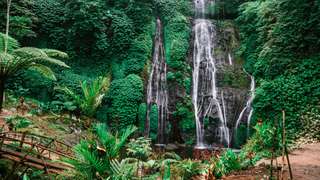 Air Terjun Terinting, Spot Wisata Alam di Tengah Hutan Kalimantan Barat yang Eksotis dan Menakjubkan , Waktu baca 5 menit
