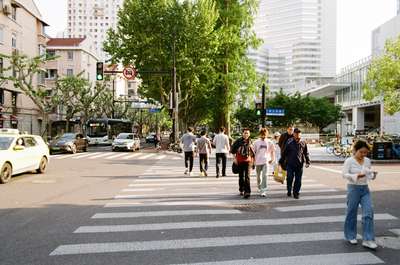 Rute Citywalk Terbaik di Cina 2026: Jalan Wukang, Kuanzhai Alley, dan OCT Loft, Traveloka Xperience