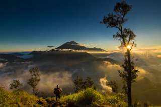 Bukit Nanggi: Pesona Negeri di Atas Awan di Lombok Timur, Waktu baca 5 menit