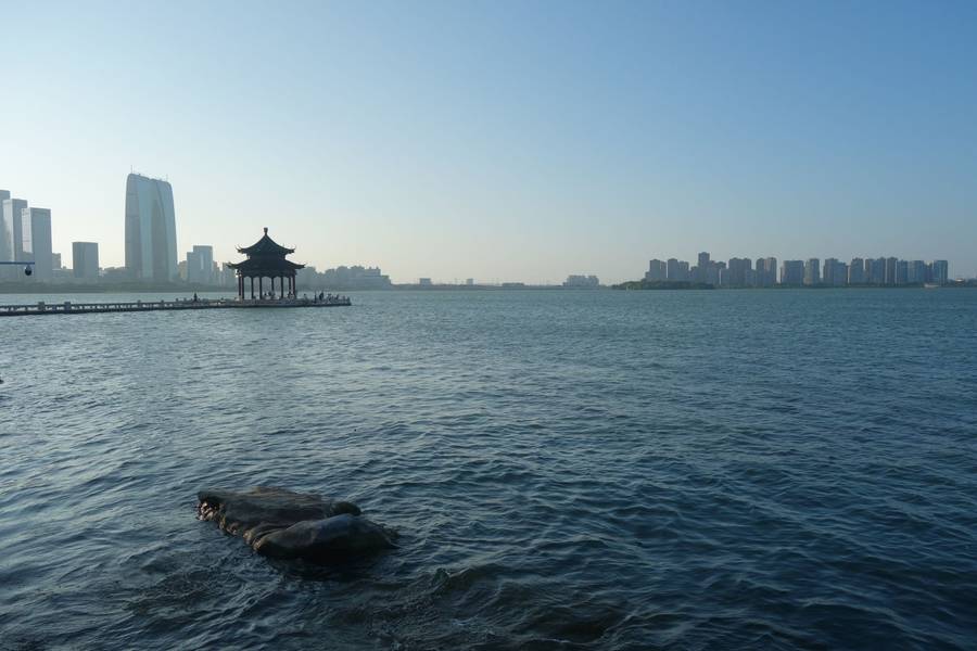 Jinji Lake