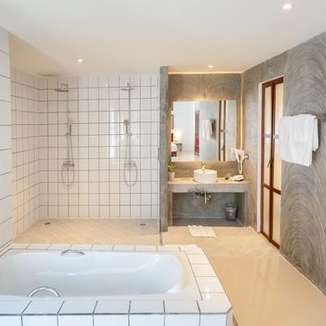 S2 Modern Boutique Hotel