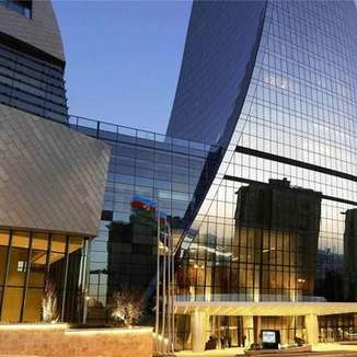 Fairmont Baku - Flame Towers