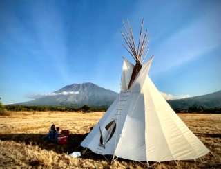 Savana Tianyar Bali 2026: Best Photo Spots, Sunset Guide and Things to Do in East Bali, Traveloka Xperience