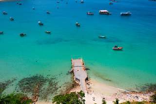 Pantai Salopi Sulawesi Tengah Pesona Pantai Alami, Camping, hingga Konservasi Penyu , Waktu baca 5 menit