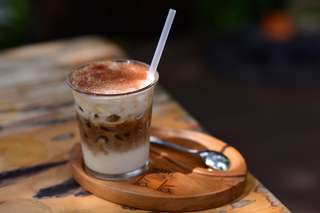 5 Minuman Khas Bukittinggi Warisan Minangkabau yang Wajib Dicoba, Waktu baca 3 menit