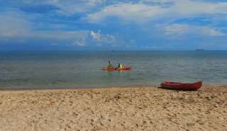Pantai Ombak Mati: Daya Tarik, Rute, dan Harga Tiket Terbaru, Waktu baca 4 menit