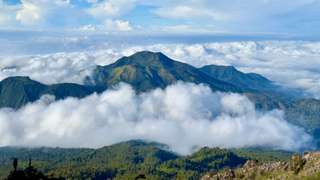 Keindahan Gunung Lalakon di Bandung yang Menarik, Waktu baca 4 menit