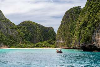 Best Time to Visit Phuket: A Complete Seasonal Guide for Every Type of Traveler, 3 min read