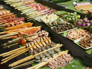 10 Best Things to Do at Phu Quoc Night Market for Food, Shopping & Fun, Traveloka MY