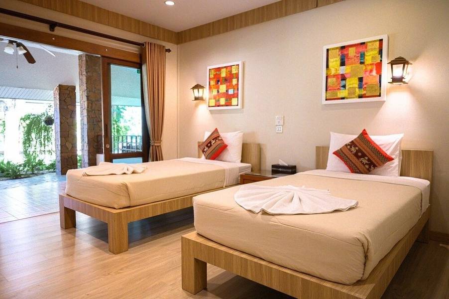 Uthai River Lake Resort (อุทัย ริเวอร์ เลค รีสอร์ท)