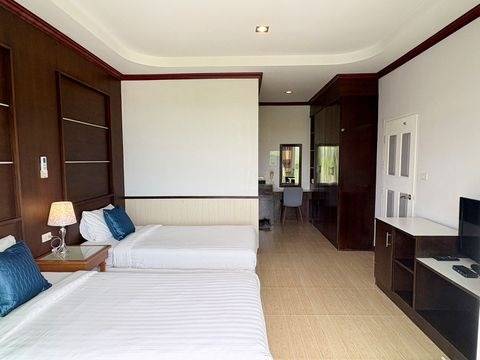 โรงแรมบรีซฮิลล์