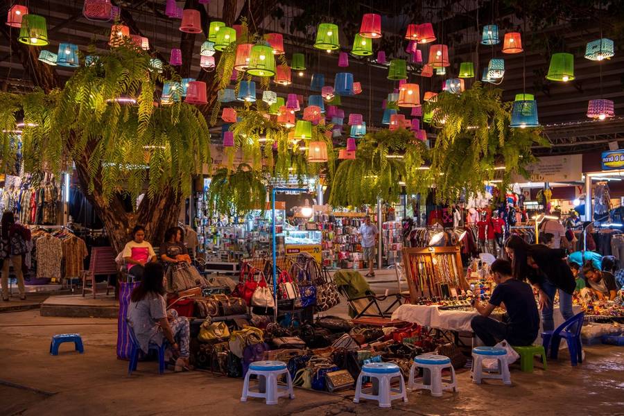 ตลาดต้นตาล