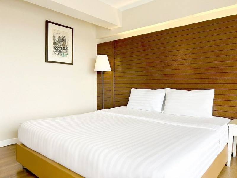 Ayothaya Riverside Hotel
