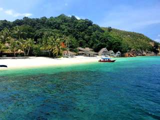 Mersing Beach: Your Complete Guide to Johor's Coastal Paradise, 3 min read