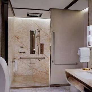 The Ritz-Carlton Shanghai, Pudong