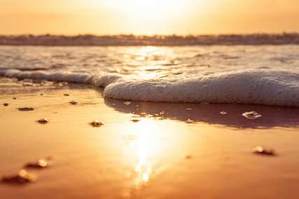 Brighton Beach 2026: Bathing Box Hours, Getting There & Where to Stay, Traveloka MY