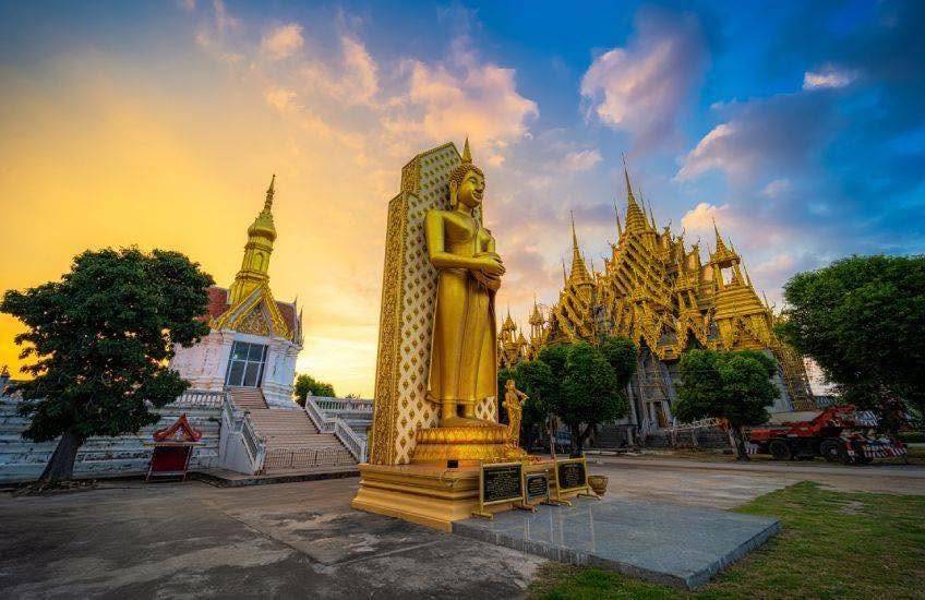 หลวงพ่อทองไหลมา