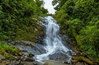 Curug Klapa Banyumas, Hidden Gem di Balik Perbukitan Sumpiuh, Waktu baca 3 menit