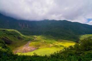 Kawah Galunggung: Sejarah, Lokasi, Daya Tarik, dan Rekomendasi Hotel di Tasikmalaya, Waktu baca 3 menit