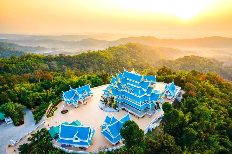 ที่เที่ยวอีสาน วัดป่าภูก้อน อุดรธานี