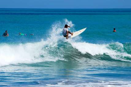 Bingin Beach Bali: A Simple Guide to Uluwatu’s Hidden Cliffside Paradise, Traveloka Accomodation