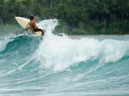 Uluwatu Surf, Broken Down: Every Section, Every Tide, Every Skill Level, Traveloka Accomodation