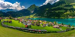 The Best Time to Visit Switzerland: Tourist Attractions and Essential Tips, 4 min read