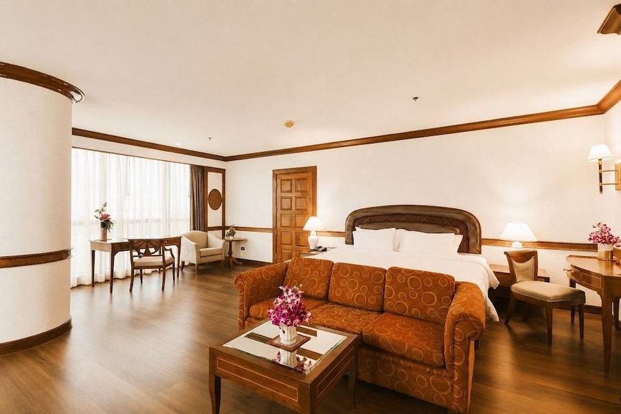 Twin Lotus Hotel