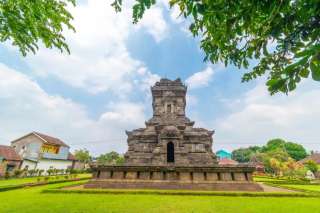 Candi Kendalisodo Mojokerto: Situs Kuno di Lereng Gunung Penanggungan, Waktu baca 6 menit