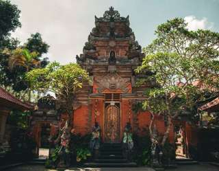 Alun-Alun Kota Gianyar: Tempat Santai dan Rekomendasi Wisata Bali, Waktu baca 4 menit
