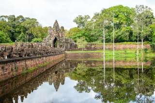 Candi Preah Vihear: Mahakarya Khmer di Perbatasan Kamboja, Traveloka Team