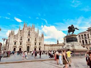 Trip Recommendation and The Best Time to Visit Spain, Traveloka Accomodation