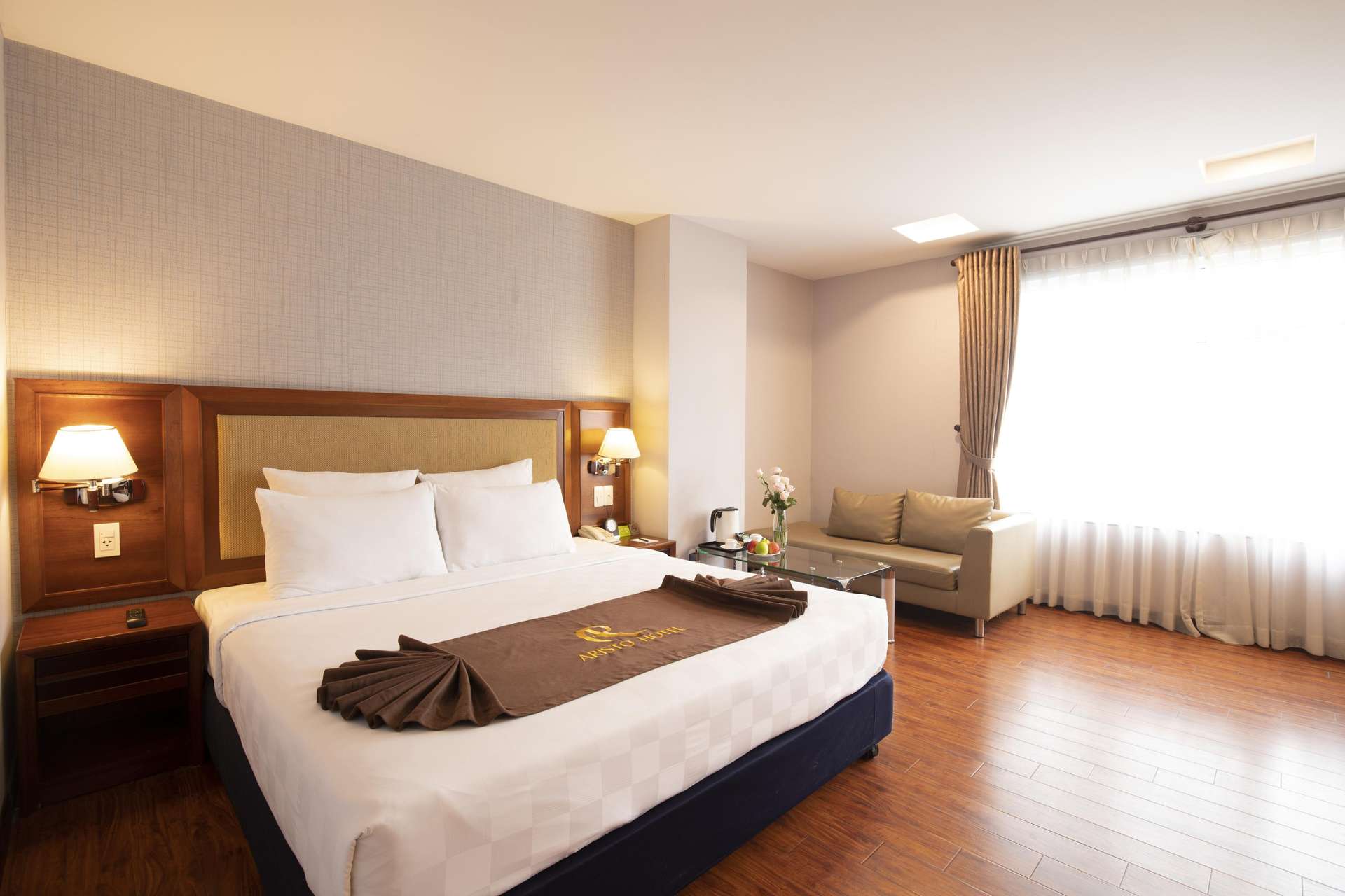 Aristo Saigon Hotel - khách sạn Ga Sài Gòn