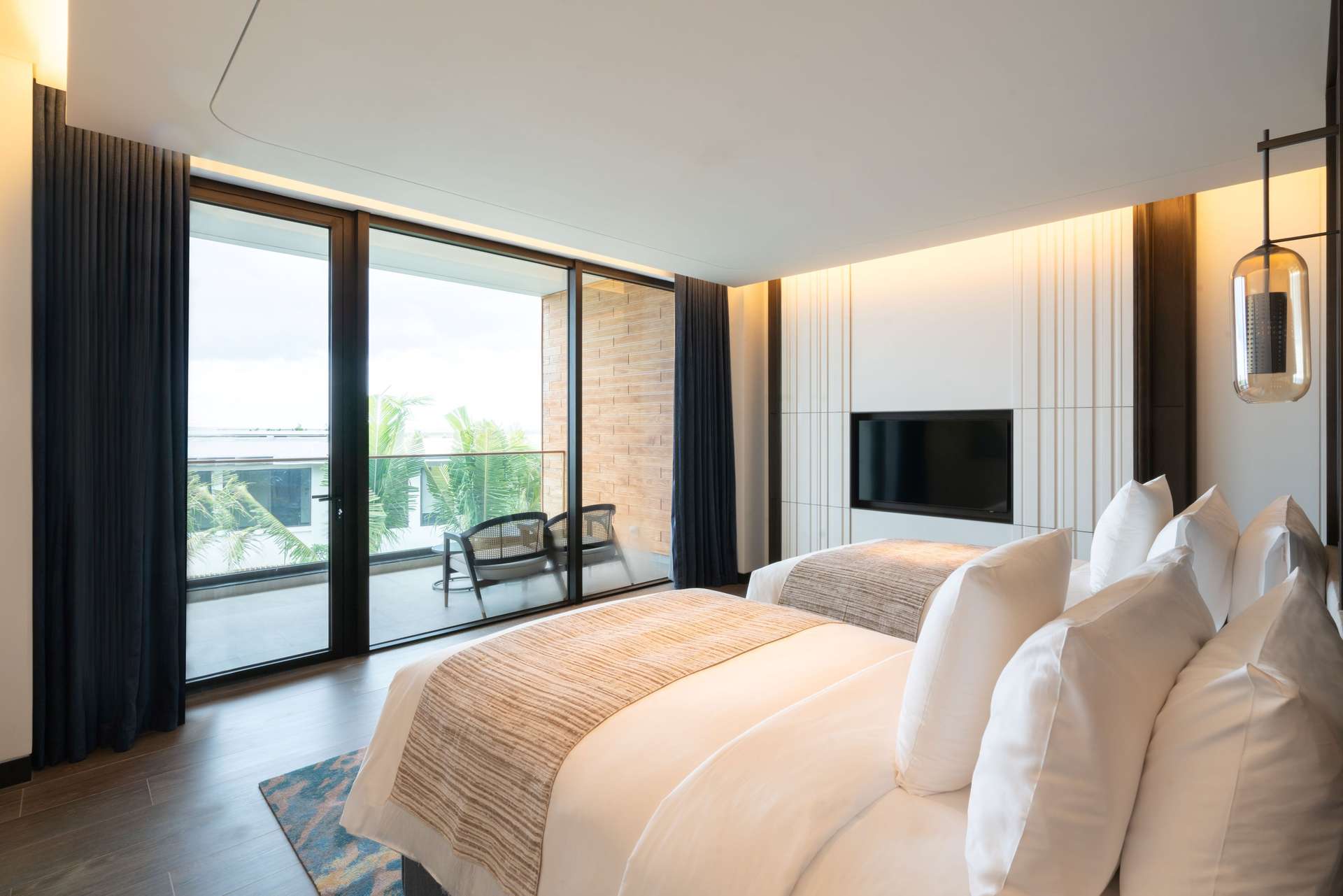 Gran Melia Nha Trang khách sạn Nha Trang có bãi biển riêng