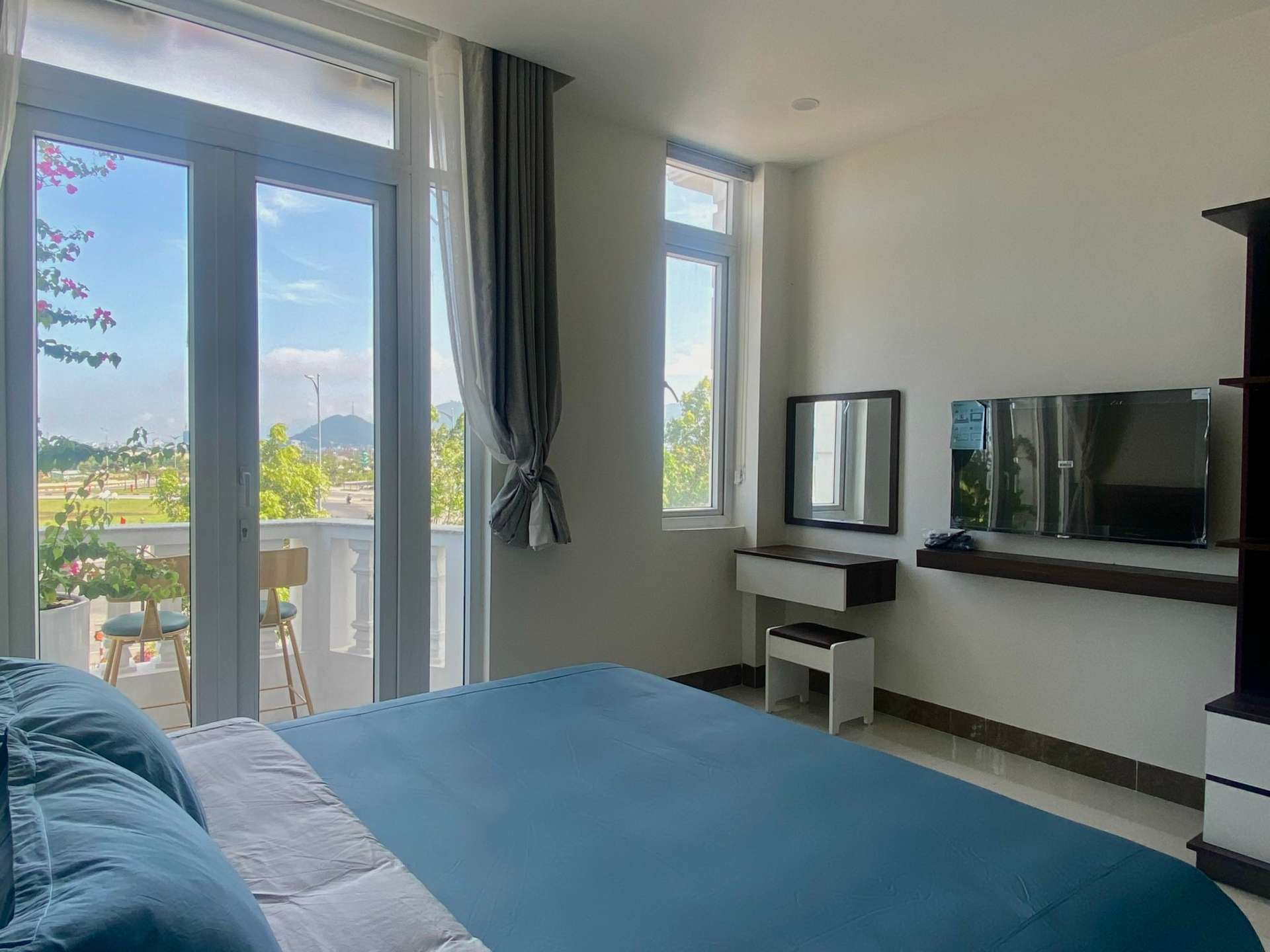 Rosella Apartment Quy Nhon - Căn hộ du lịch Quy Nhơn giá rẻ