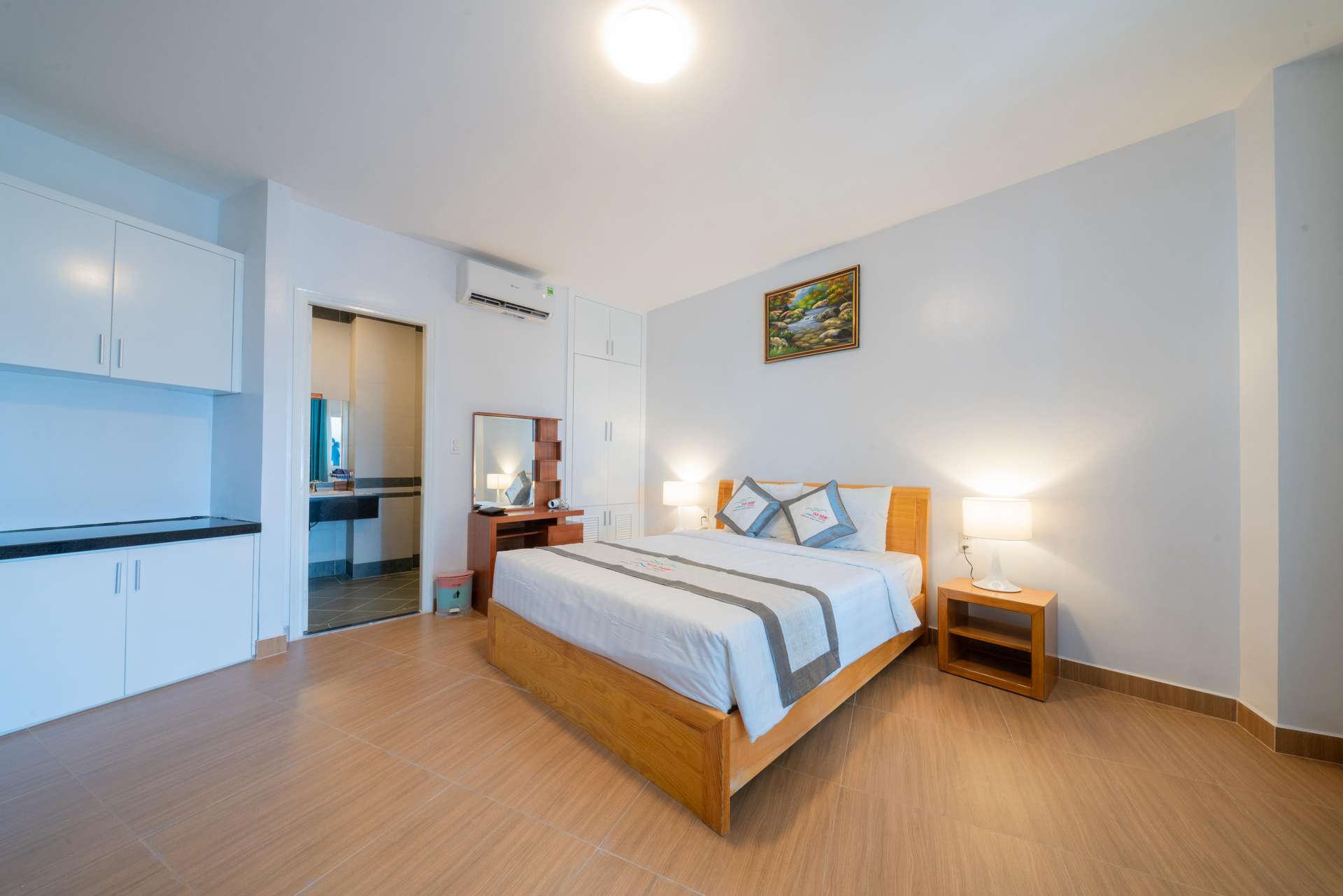 Yen Nam Hotel Nguyen Thai Son Khách sạn Nguyễn Oanh Gò Vấp
