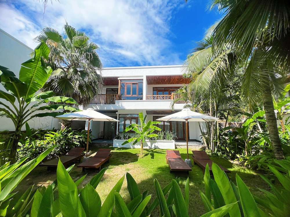 2 Bedroom Ocean View Villa - Alibu Resort Nha Trang