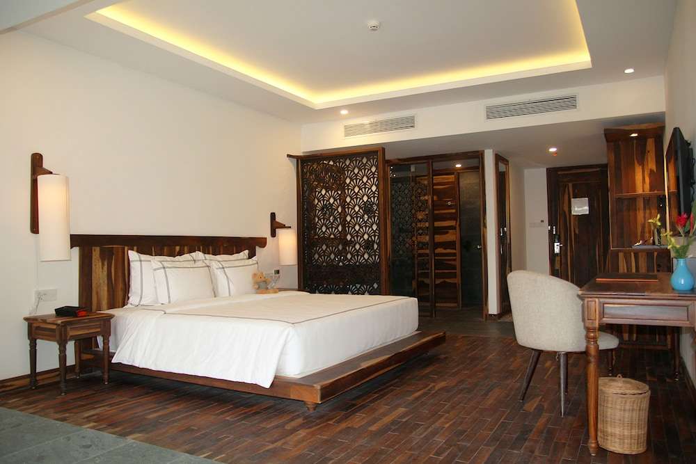 Phòng Balcony Sea View - Alibu Resort Nha Trang 