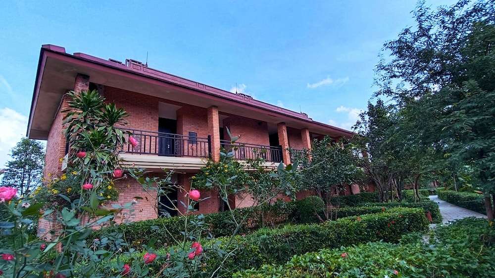 Riverside Boutique - Resort ở Huế giá rẻ