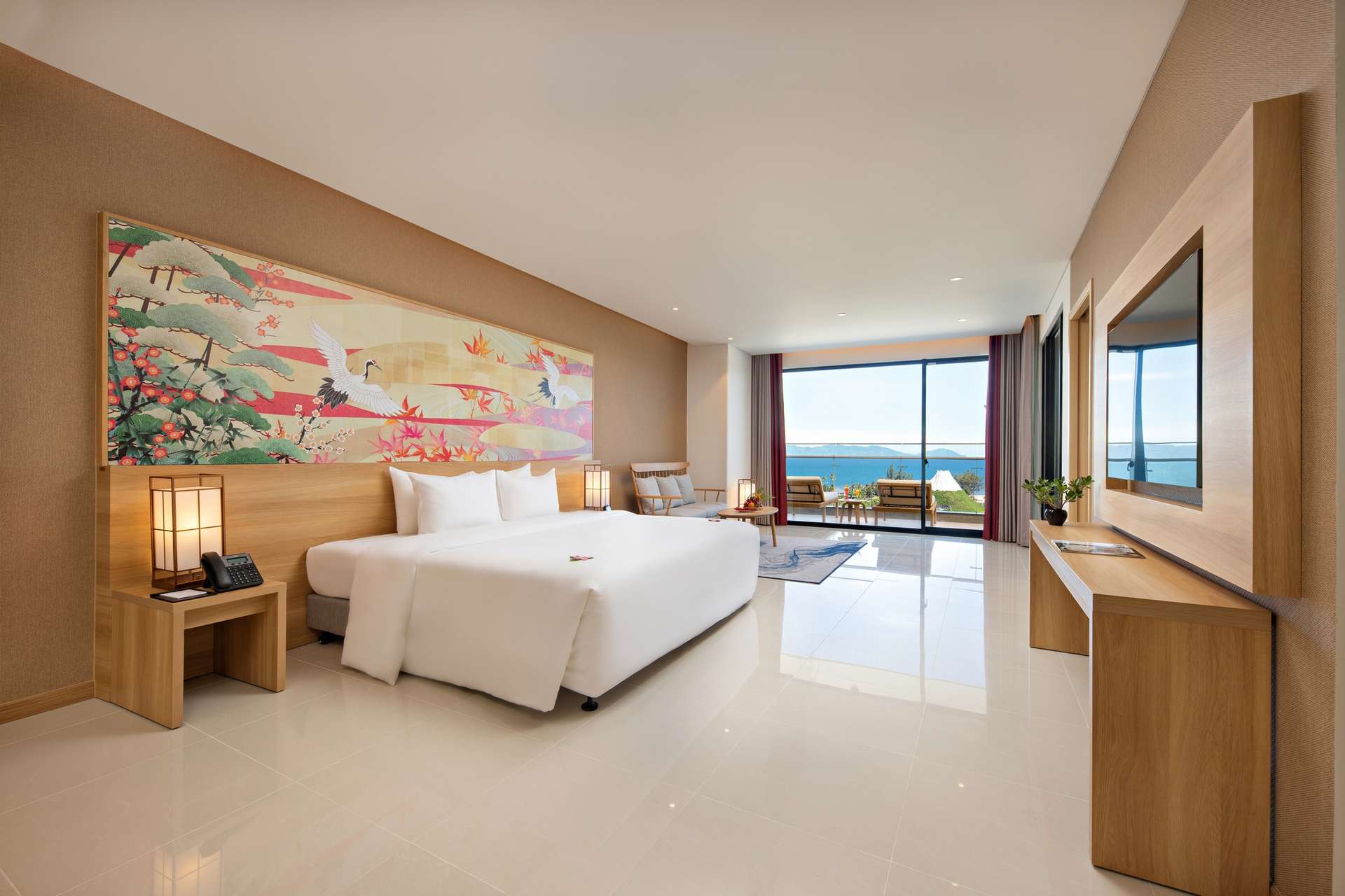 Phòng Premium Deluxe Double Panoramic Ocean View - Mikazuki Đà Nẵng