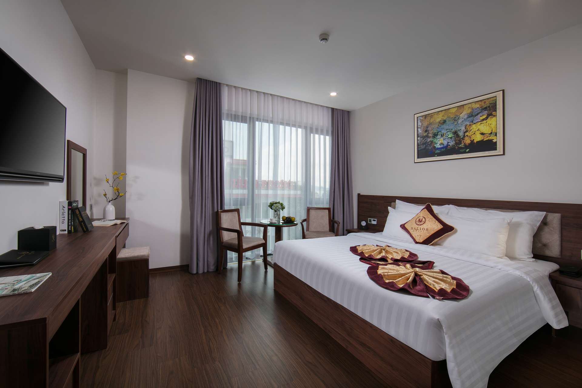 Halios Hotel Halong khách sạn 3 sao Hạ Long