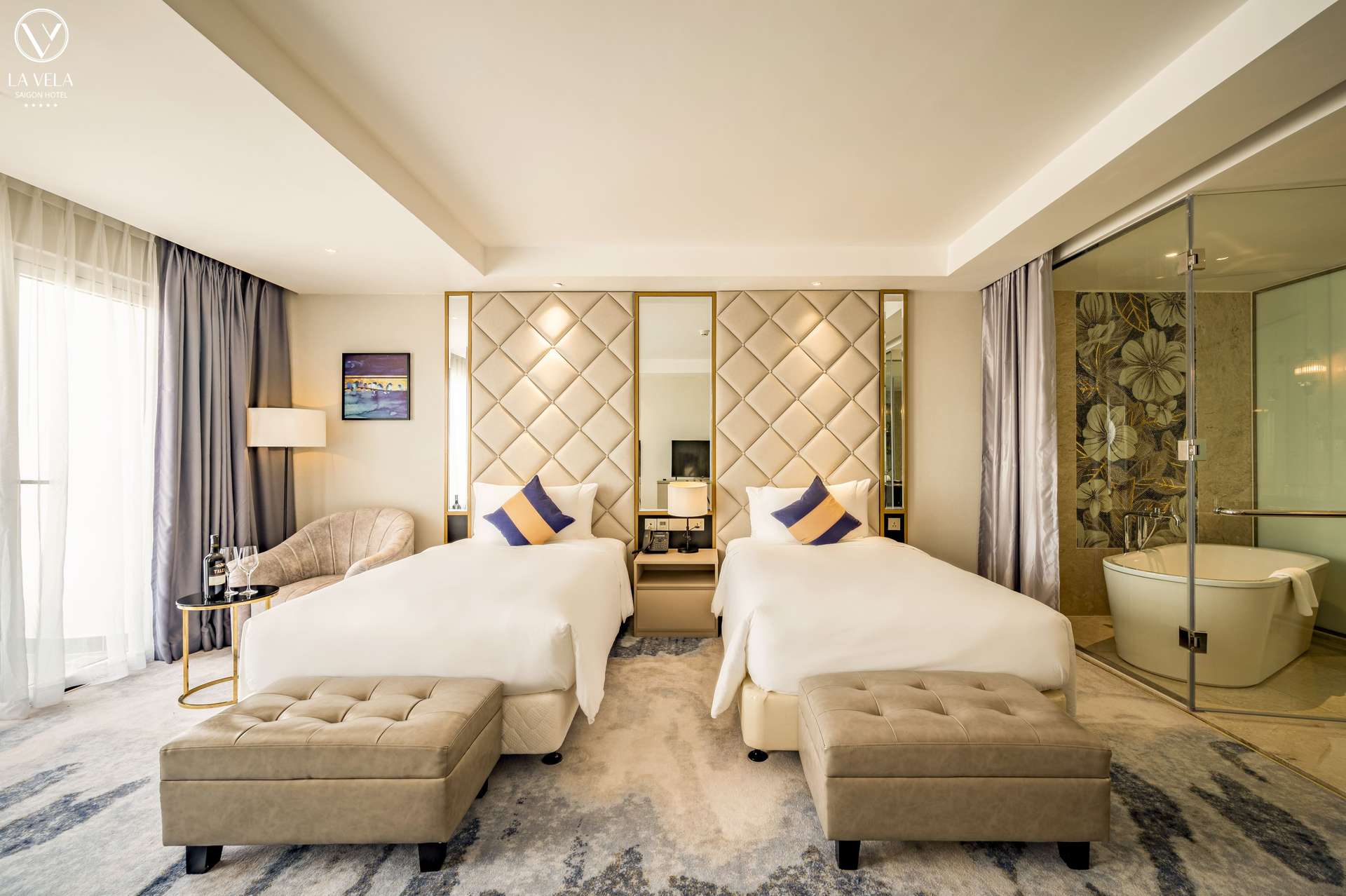 Phòng La Vela Luxury Deluxe Twin - La Vela Saigon