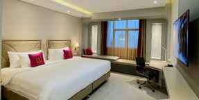 Premium Deluxe King Leedon Hotel & Suites Surabaya