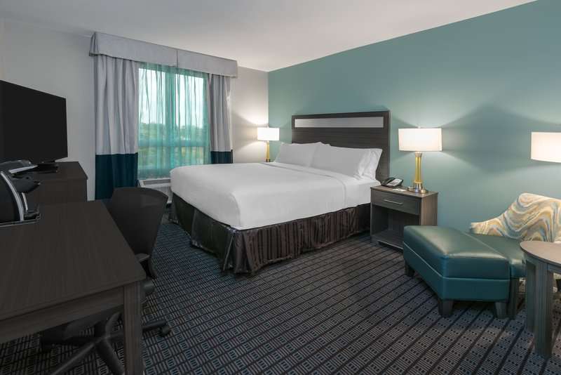 Room rate Holiday Inn BEAUMONT EAST MEDICAL CTR AREA an IHG Hotel