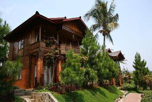 Jambuluwuk Puncak Resort 