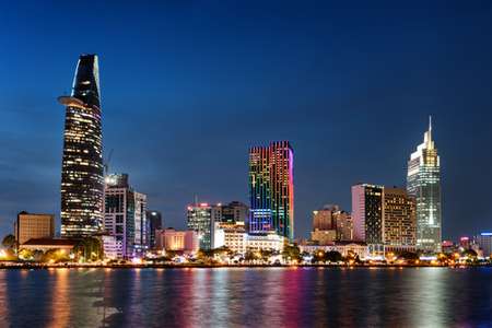 Vé máy bay từ Hue (HUI) đi Ho Chi Minh City (SGN)