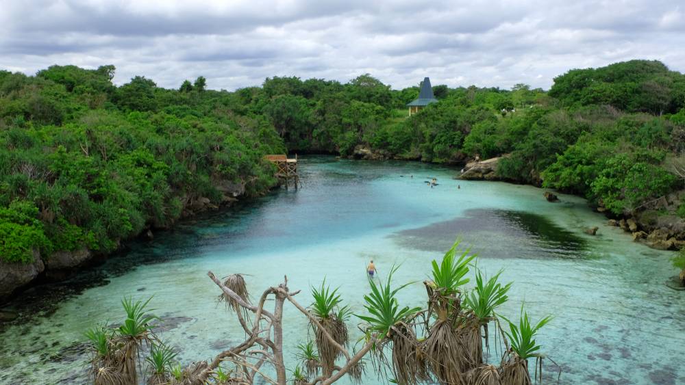 Danau Weekuri